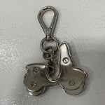 【中古】プラダ PRADA キーリング チャーム キーホルダー バイク 三角ロゴ メンズジュエリー・アクセサリー その他 レッド 201goods-809