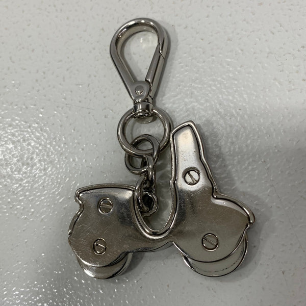 【中古】プラダ PRADA キーリング チャーム キーホルダー バイク 三角ロゴ メンズジュエリー・アクセサリー その他 レッド 201goods-809