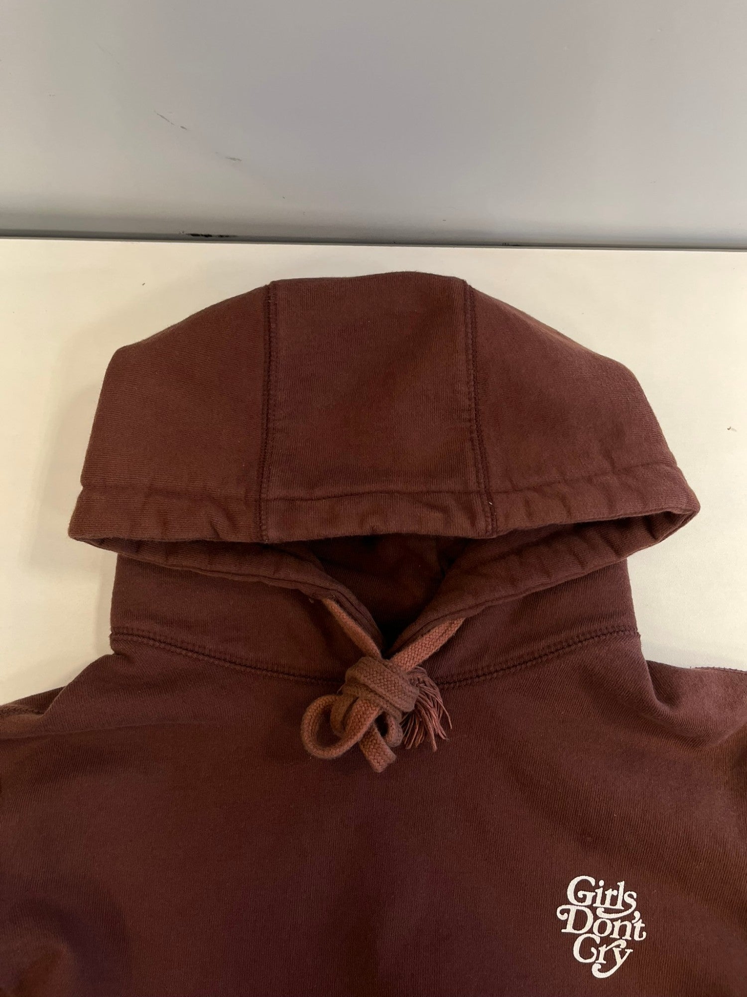 ガールズドントクライ Girls Don't Cry ロゴプリント パーカー
