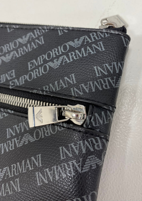 エンポリオアルマーニ EMPORIO ARMANI 総柄 バッグ メンズバッグ クラッチバッグ・セカンドバッグ ブラック