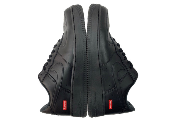 ナイキ NIKE 23年製 × SUPREME シュプリーム AIR FORCE 1 LOW エア フォース ロー AF1 スケボー シューズ 黒 CU9225-001 メンズ靴 スニーカー ブラック 27.5cm 104S-1000