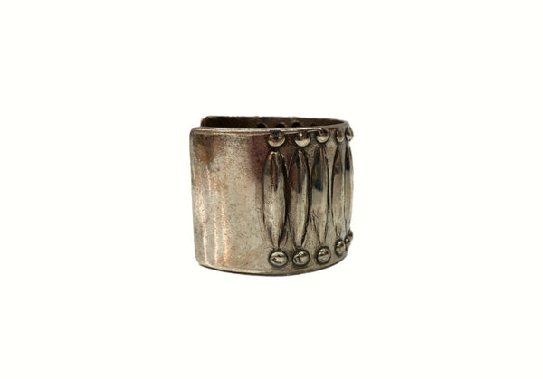 ファンタスティックマン FANTASTIC MAN Wide Silver Bangle ワイド シルバー バングル スタッズ エンボス ブレスレット 925 銀 メンズジュエリー・アクセサリー バングル 無地 シルバー 104A-33