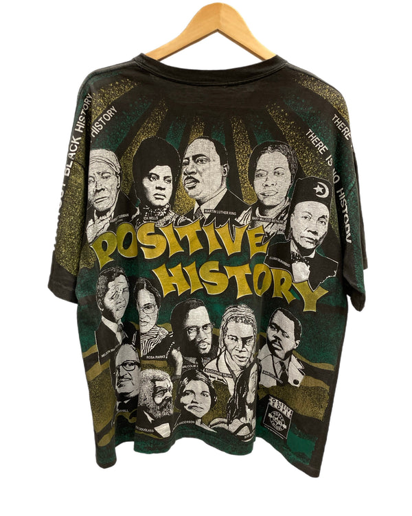 "ヴィンテージ VINTAGE  ITEM 90s 90's POSITIVE HISTORY オールオーバープリント GREEN GOLD 偉人 タグ欠損 (実寸をご確認ください) Tシャツ プリント ブラック フリーサイズ 101MT-2281 "