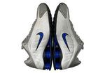 ナイキ NIKE 24年製 SHOX R4 METALLIC SILVER ショックス メタリック シルバー ローカット シューズ 白 青 銀 HQ1988-100 メンズ靴 スニーカー ホワイト 27.5cm 104S-839