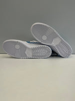 ナイキ NIKE ×Nicole Hause NIKE SB DUNK LOW Pro Victory of The People University Blue FZ8802-100 メンズ靴 スニーカー ホワイト 28cm 101sh-2311