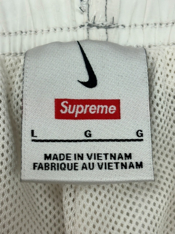 シュプリーム SUPREME 24SS × NIKE ナイキ Ripstop Track Pant リップストップ トラック パンツ 白 ロゴ ボトムスその他 ホワイト Lサイズ 104MB-118
