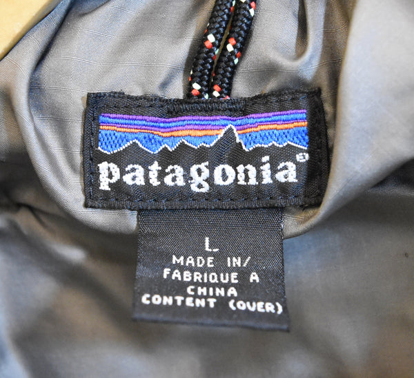 パタゴニア PATAGONIA 02FW 名作 DAS parka ダスパーカー gecko green ゲッコーグリーン 2002年モデル  84097F02 ジャケット グリーン Lサイズ 103MT-3402