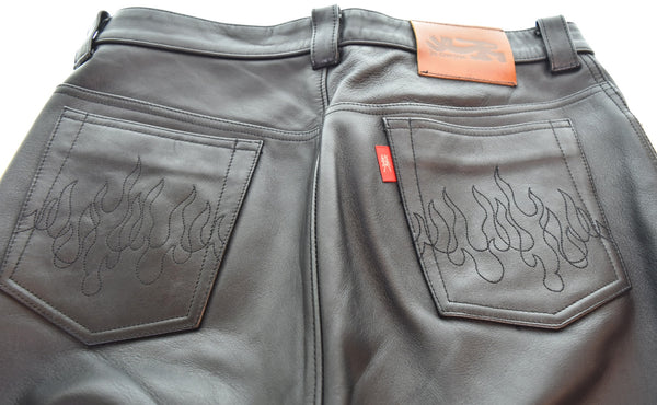 クリームソーダ CREAM SODA ファイヤーステッチ 牛革 レザーパンツ ボトムスその他 ブラック 3 103MB-697