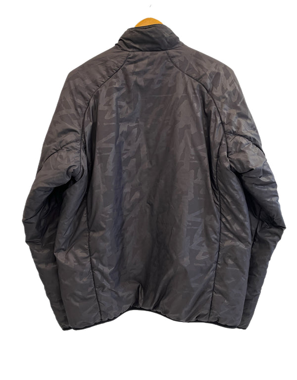 ステューシー STUSSY ロゴ総柄 無地 リバーシブル パフジャケット 中綿ジャケット 黒 ジャケット ブラック Lサイズ 101MT-5411