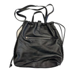 イアパピヨネ ear PAPILLONNER バックル 巾着ショルダーバッグ  本革 黒 2Way EAZ1021212A0008 バッグ レディースバッグ ショルダーバッグ・メッセンジャーバッグ ブラック 101bag-218