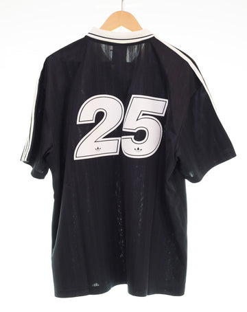 アディダス adidas adidas Originals × Oasis Live '25 Football Shirt 日本限定 ゲーム シャツ ポロシャツ ツアー ジャカード ジャージ ブラック LLサイズ 103MT-3525