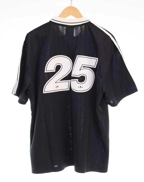 アディダス adidas adidas Originals × Oasis Live '25 Football Shirt 日本限定 ゲーム シャツ ポロシャツ ツアー ジャカード ジャージ ブラック LLサイズ 103MT-3525