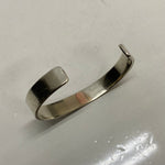 【曜日割引対象外】 【中古】アリゾナフリーダム ARIZONA FREEDOM K18 太陽神 唐草 平打ち メンズジュエリー・アクセサリー バングル シルバー 201goods-691 VB