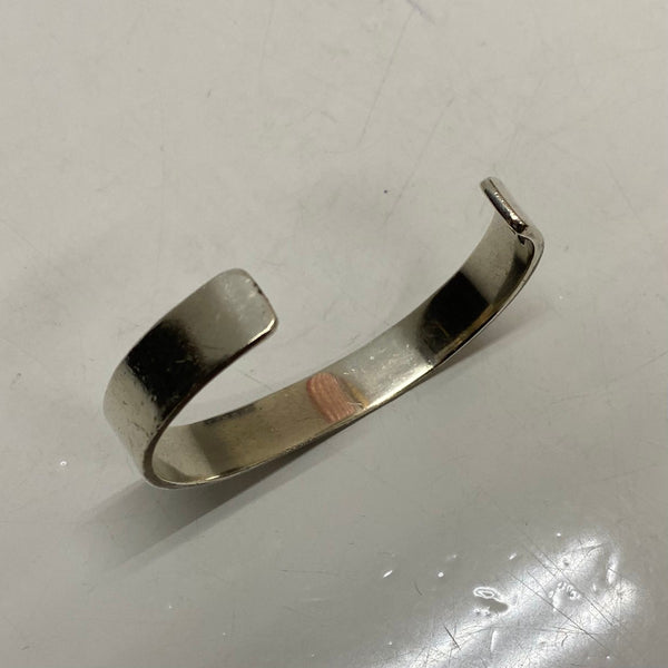 【曜日割引対象外】 【中古】アリゾナフリーダム ARIZONA FREEDOM K18 太陽神 唐草 平打ち メンズジュエリー・アクセサリー バングル シルバー 201goods-691 VB