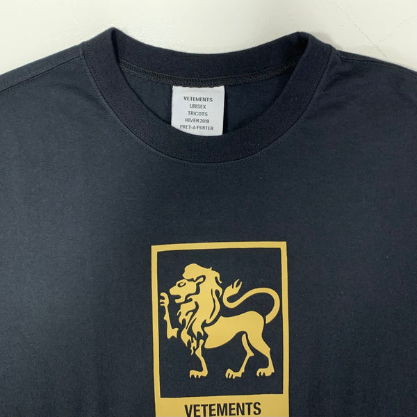 ヴェトモン VETEMENTS 18AW 星座シリーズ 獅子 LEO UAH19TR303 Tシャツ ブラック Mサイズ 201MT-4058