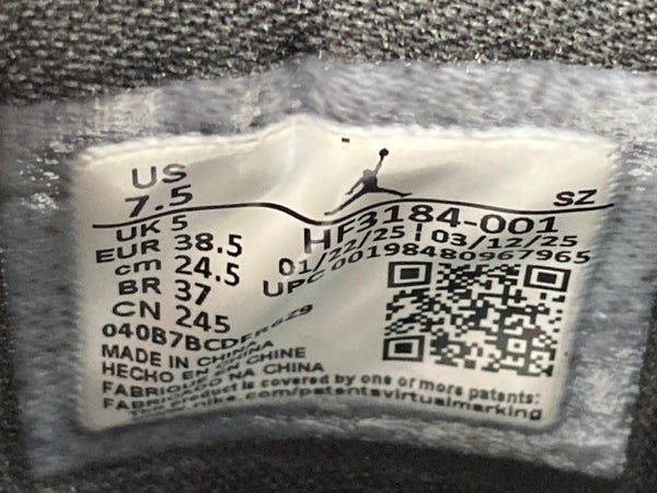 ナイキ NIKE 25年製 Women's Air Jordan 1 Brooklyn Low ウィメンズ エアジョーダン1 ブルックリン ロー 厚底 ヒール BLACK 黒 HF3184-001 レディース靴 スニーカー ブラック 24.5cm 104S-912