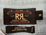 ダブルアールエル RRL 三ツ星タグ DENIM SHIRT デニム バンドカラー シャンブレー フロントボタン ヴィンテージ VINTAGE ラルフローレン RALPH LAUREN マレーシア製 ライトブルー 水色 長袖シャツ 無地 ブルー Sサイズ 104MT-1955