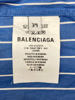 バレンシアガ BALENCIAGA Back Logo Stripe Shirt バック ロゴ ストライプ シャツ 長袖 ボタンダウン オーバーサイズ 白 青 508465 TBM12 サイズ 39 長袖シャツ ストライプ ブルー 104MT-971