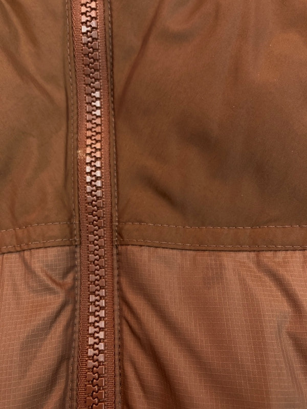 ザノースフェイス THE NORTH FACE NUPTSE DOWN VEST ヌプシ ダウン ベスト ジップアップ ツートン アウトドア アウター 茶 ND92232 ベスト ロゴ ブラウン Mサイズ 104MT-2166