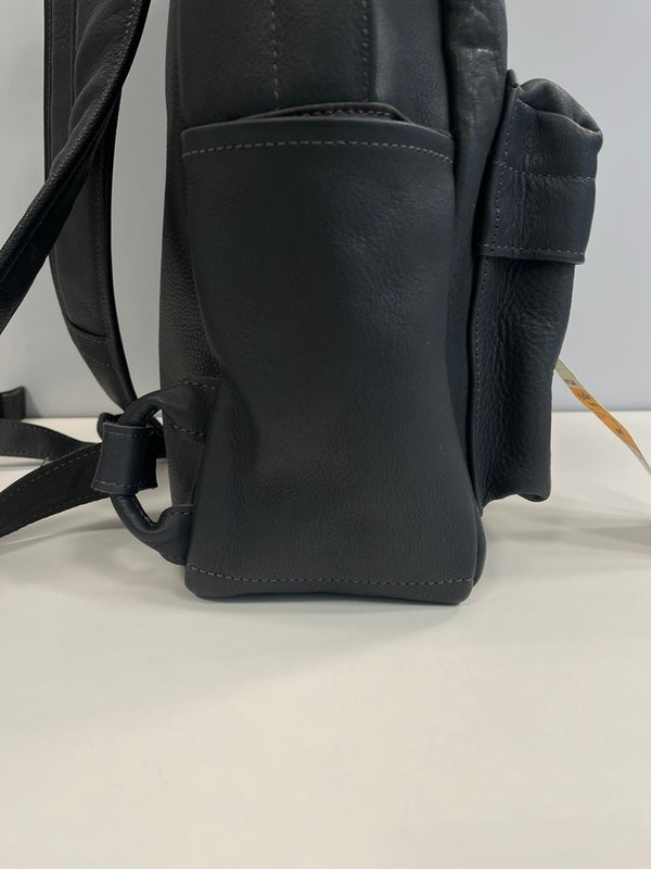 バトラーヴァーナーセイルス Butler Verner Sails ヌメ革 シュリンクレザーリュック  黒  JA-1992 バッグ メンズバッグ バックパック・リュック ブラック 101bag-191