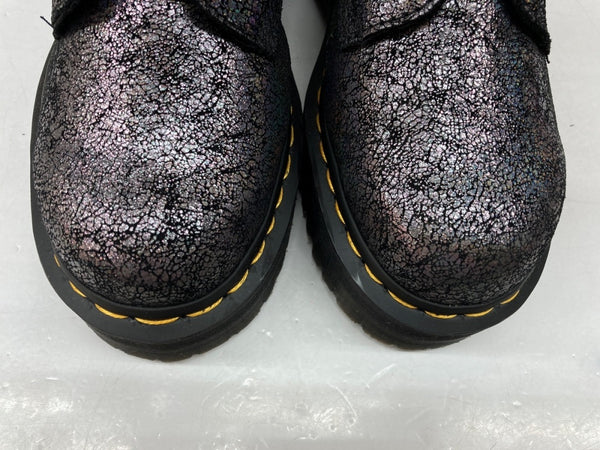ドクターマーチン Dr.Martens MOLLY 6EYE IRIDESCENT CRACKLE BOOTS クラックルダブルソール  厚底 メタリック ガンメタル GUNMETAL BLACK 黒 ブーツ ブラック UK6 104S-812