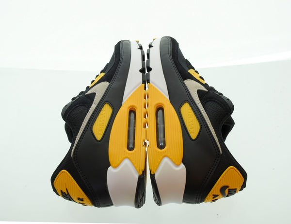 ナイキ NIKE AIR MAX 90  エアマックス 90 スニーカー 黒  FN6958-002 メンズ靴 スニーカー ブラック 29.5cm 103S-488