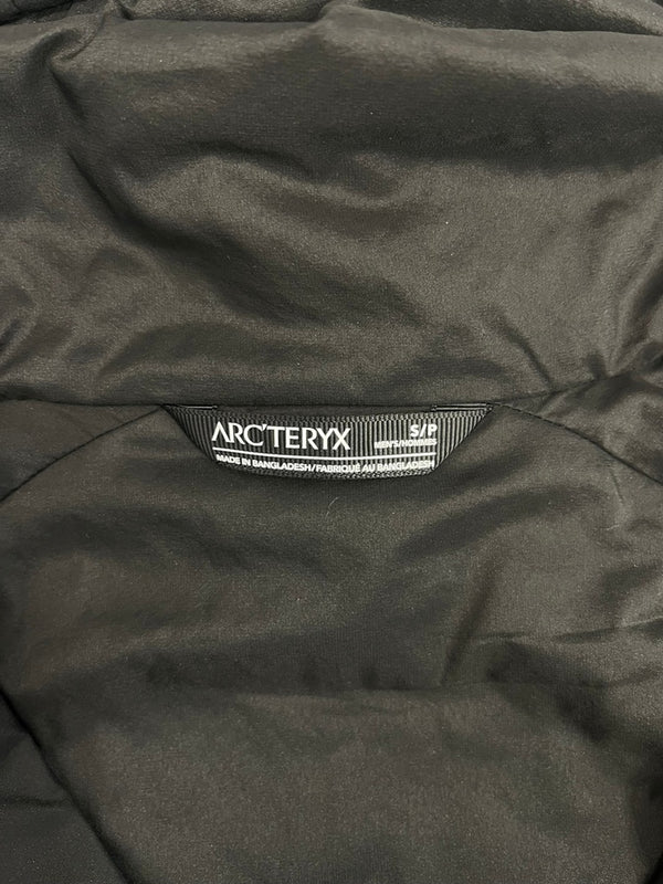 アークテリクス ARC'TERYX ATOM HOODY アトム フーディ 中綿ジャケット 黒 X000007487 ジャケット ブラック Sサイズ 101MT-4252