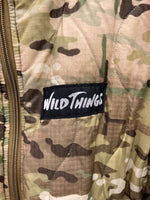 ワイルドシングス WILDTHINGS リバーシブル 中綿ジャケット カモフラ 無地 フーディ USA製 ジャケット カーキ Mサイズ 101MT-2903