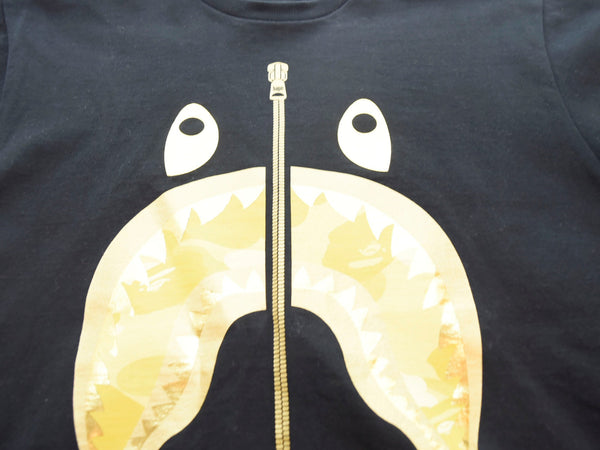 アベイシングエイプ A BATHING APE Camo Shark Tee カラーカモサメティー プリント 半袖Tシャツ 黒 001TEK301020M Tシャツ ブラック Lサイズ 103MT-1739