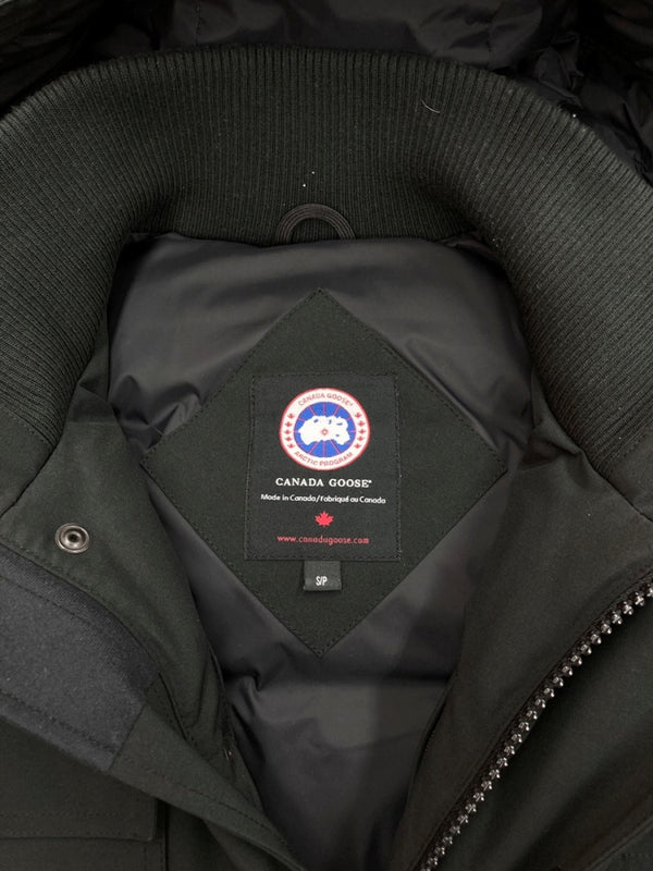 カナダグース CANADA GOOSE MAITLAND PARKA メイトランド パーカー フード ダウン ダブルジップ アウトドア アウター ジャケット 黒 4550M ジャケット ロゴ ブラック Sサイズ 104MT-2137