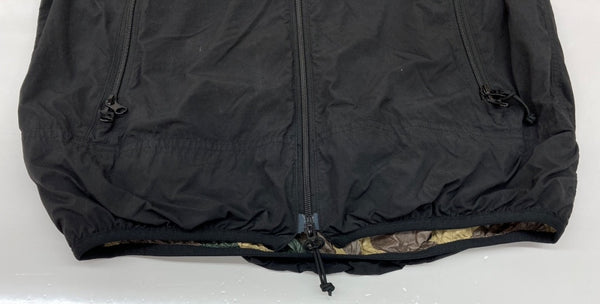 コムデギャルソン COMME des GARCONS オム HOMME ナイロン タイプライター NYLON ジップアップ ダブルジップ ロゴ プリント 日本製 BLACK 黒 HM-V001 ベスト ワンポイント ブラック Mサイズ 104MT-2012