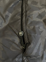 ステューシー STUSSY ロゴ総柄 無地 リバーシブル パフジャケット 中綿ジャケット 黒 ジャケット ブラック Lサイズ 101MT-5411