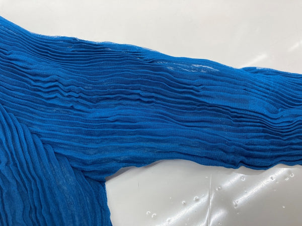 イッセイミヤケ ISSEY MIYAKE 16SS 波プリーツ タートル シアー シースルー トップス PLEATS ポリエステル 日本製 BLUE 青 IM71FJ410 長袖カットソー 無地 ブルー SIZE2 104LT-239