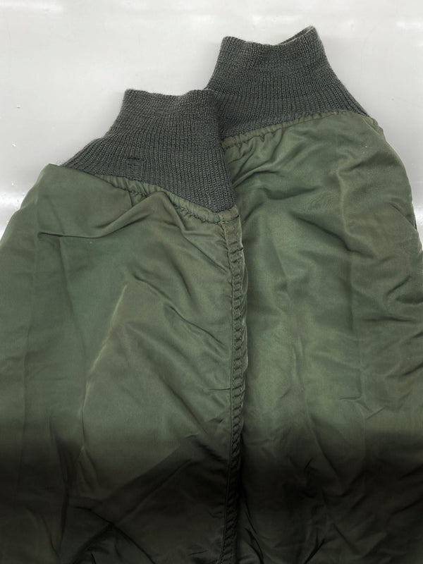 ミリタリー Military N-2B FLIGHT JACKET フライト ジャケット ジップアップ ファー 短丈 軍物 ARMY アウター 緑 ジャケット 無地 グリーン Mサイズ 104MT-1914