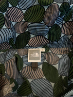 ノースフェイス THE NORTH FACE NOVELTY COMPACT JACKET コンパクトジャケット ナイロンジャケット フーディ ジップアップ ライトアウター 総柄 NPW71535 ジャケット ブルー Sサイズ 101LT-225