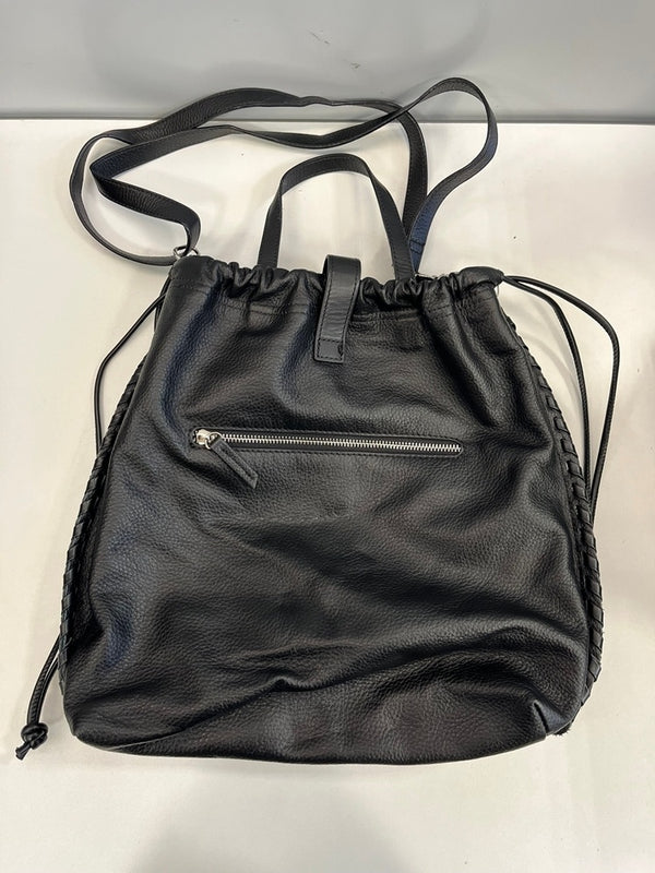 イアパピヨネ ear PAPILLONNER バックル 巾着ショルダーバッグ  本革 黒 2Way EAZ1021212A0008 バッグ レディースバッグ ショルダーバッグ・メッセンジャーバッグ ブラック 101bag-218