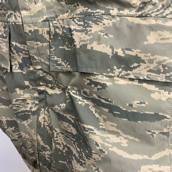 【曜日割引対象外】 ミリタリー MILITARY US.AIR FORCE USAF APECS GORE-TEX デジタルタイガーストライプ ジャケット カーキ Sサイズ 201MT-4437 VB