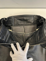 クシタニ KUSHITANI レザーパンツ バイカーパンツ ツーリング バイク用品 黒 膝プロテクター ボトムスその他 ブラック 101MB-780