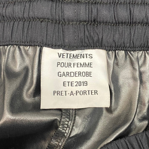 ヴェトモン VETEMENTS ボトムスその他 ブラック 201MB-996
