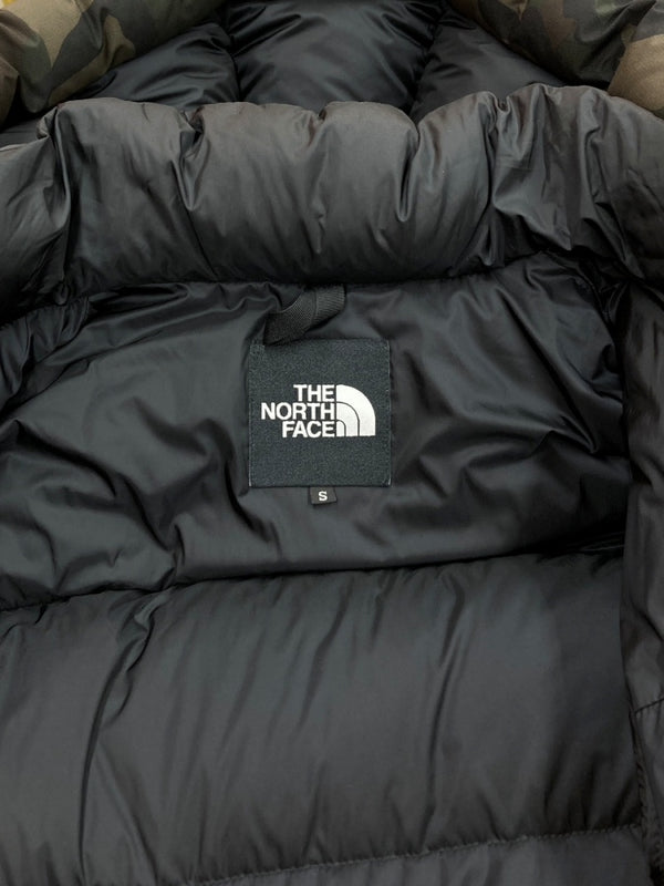 ザノースフェイス THE NORTH FACE BALTRO LIGHT JACKET バルトロ ライト ジャケット ダウン ダブルジップ ロゴ アウトドア アウター 緑 ND91720 ジャケット カモフラージュ・迷彩 カーキ Sサイズ 104MT-1439