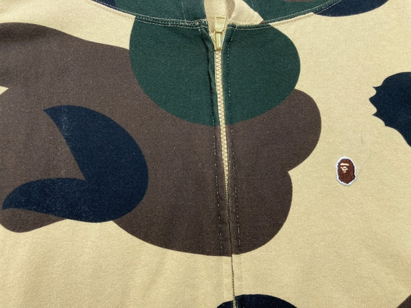 アベイシングエイプ A BATHING APE プルオーバー パーカー フーディ ダブルジップ カモフラ 迷彩柄 カモ ロゴ刺繍 コットン 日本製 BEIGE 1930-215-503 パーカ ワンポイント ベージュ Sサイズ 104LT-141