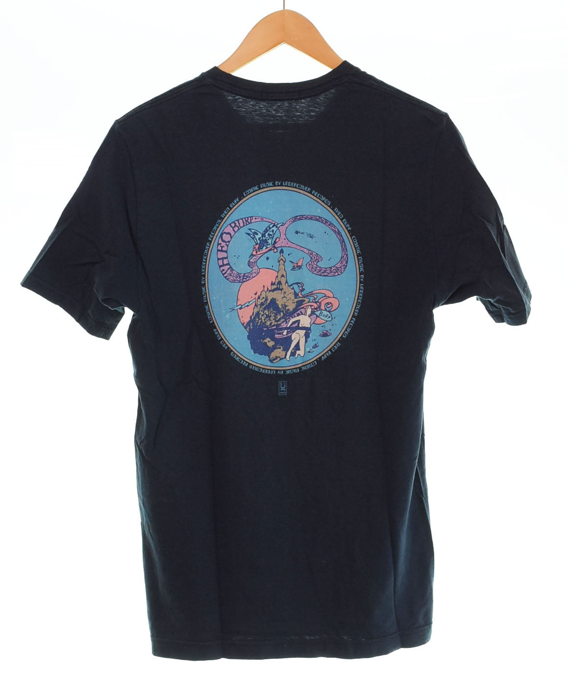 03SS scab期 UNDERCOVERISM アンダーカバーイズム 背面セディション柄入り 手縫い風プリント入り Tシャツ メンズ Ｍ 大き目 レッド 瘡蓋期 undercover undercoverism Tシャツ M UNDERCOVERISM(アンダーカバ