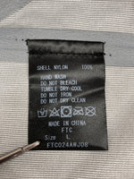 エフティーシー FTC 3-LAYER SHELL JACKET スリー レイヤー シェル ジャケット マウンテンパーカー 黒 FTC024AWJ08 ジャケット ロゴ ブラック Lサイズ 104MT-2301