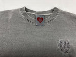 ガールズドントクライ Girls Don’t Cry Tonal Crewneck Sweatshirt トーナル クルーネック トレーナー 長袖 カットソー プルオーバー ロゴ 刺繍 GRAY 灰色 スウェット ワンポイント グレー Mサイズ 104MT-1824
