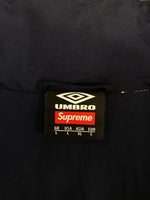 シュプリーム SUPREME Umbro Track Jacket アンブロ トラックジャケット アウター ナイロンジャケット ASIA XL ジャケット ネイビー LLサイズ 101MT-3406