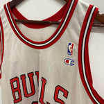 【曜日割引対象外】 チャンピオン Champion 90's NBA ユニフォーム JORDAN BULLS 45 USA製 ノースリーブ ホワイト 44サイズ 201MT-4220 VB