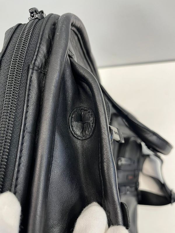 トゥミ TUMI インターナショナル・オーガナイザー・ブリーフ  レザー バッグ メンズバッグ ビジネスバッグ・ブリーフケース ブラック 101bag-207