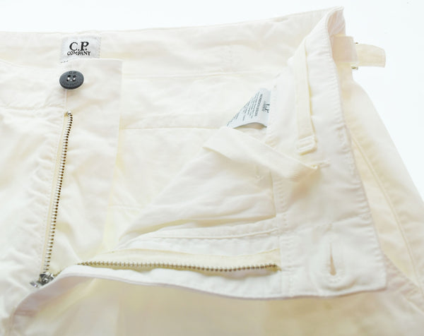 シーピーカンパニー C.P.COMPANY カーゴショーツ ハーフパンツ ショートパンツ 白 04CMBE047A ハーフパンツ ホワイト 46 103MB-412