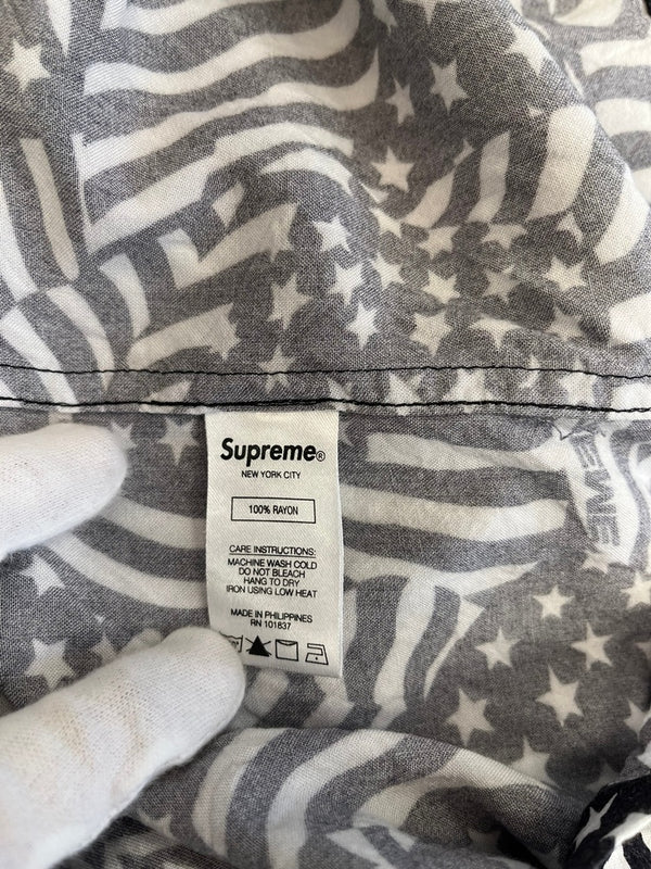 シュプリーム SUPREME 20SS Flags Rayon S/S Shirt 白 黒 総柄 半袖シャツ ブラック Lサイズ 101MT-5247
