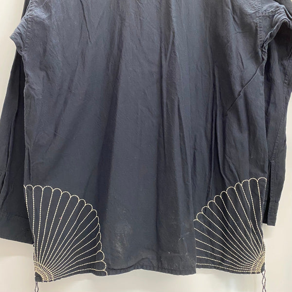 【曜日割引対象外】 キャピタル KAPITAL 風呂敷刺繍 刺し子 プルオーバー スモック シャツ 長袖カットソー ブラック Lサイズ 201MT-4303 VB